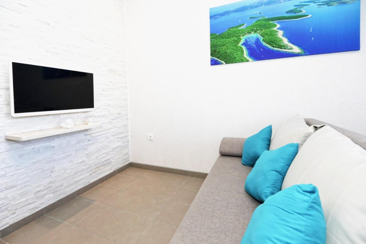 Apartments By The Sea Cove Zastupac, Hvar - 8761 Hvar Town Kültér fotó
