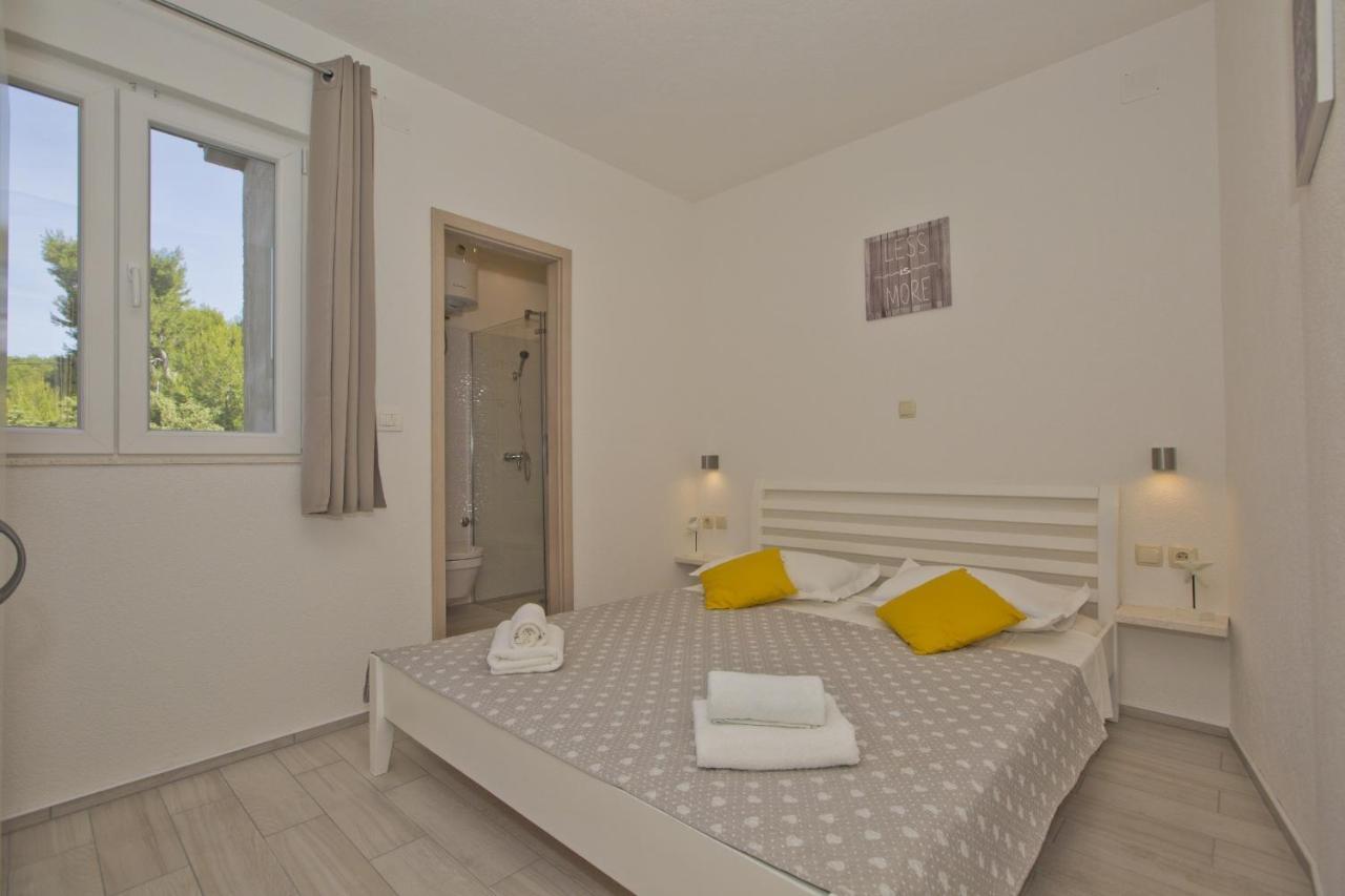 Apartments By The Sea Cove Zastupac, Hvar - 8761 Hvar Town Kültér fotó